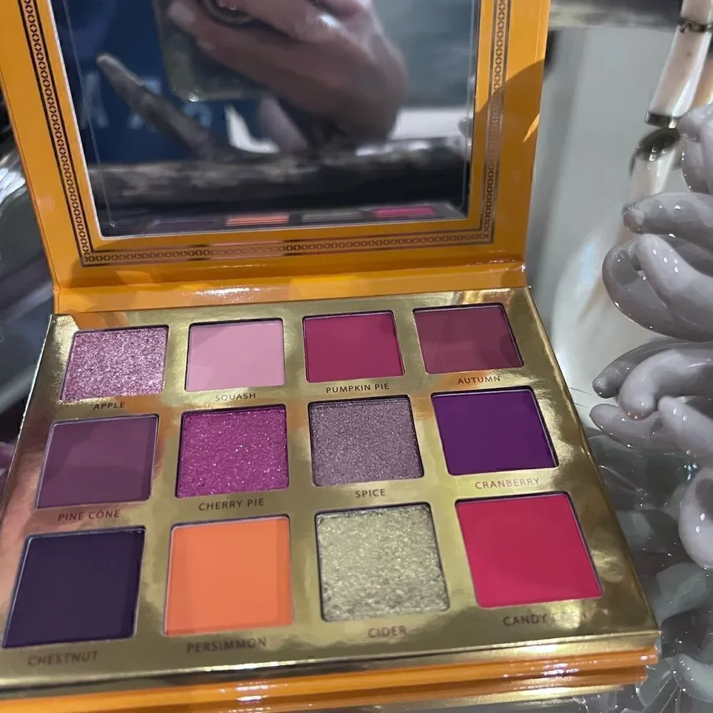 Ace Beaute eyeshadow pallet